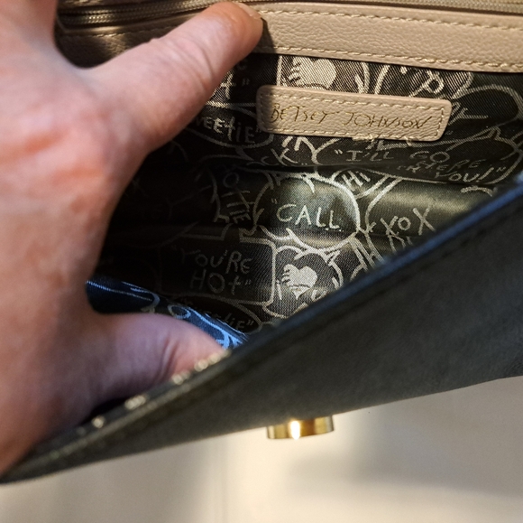 Betsey Johnson bag - Picture 3 of 4